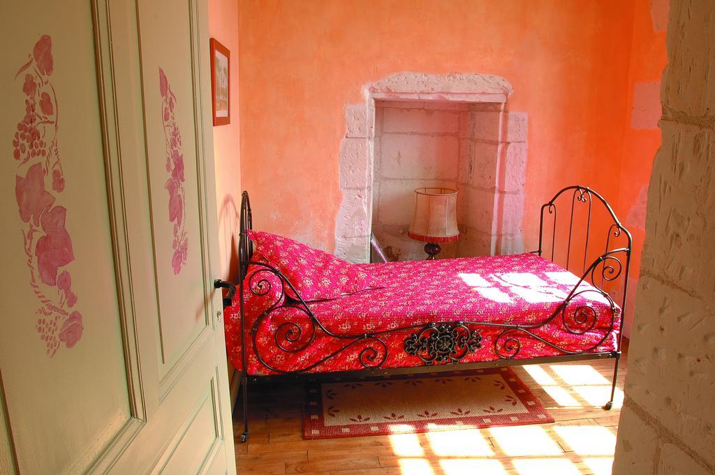 Chateau De La Noblaye Bed & Breakfast Lemere Room photo